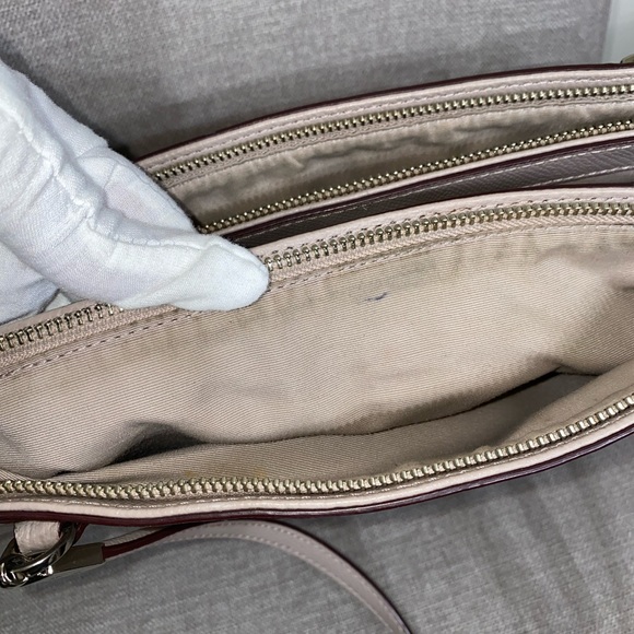 Preloved Coach shoulder or handbag - Picture 8 of 14